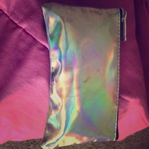 A 12 Dollar makeup brushes bag